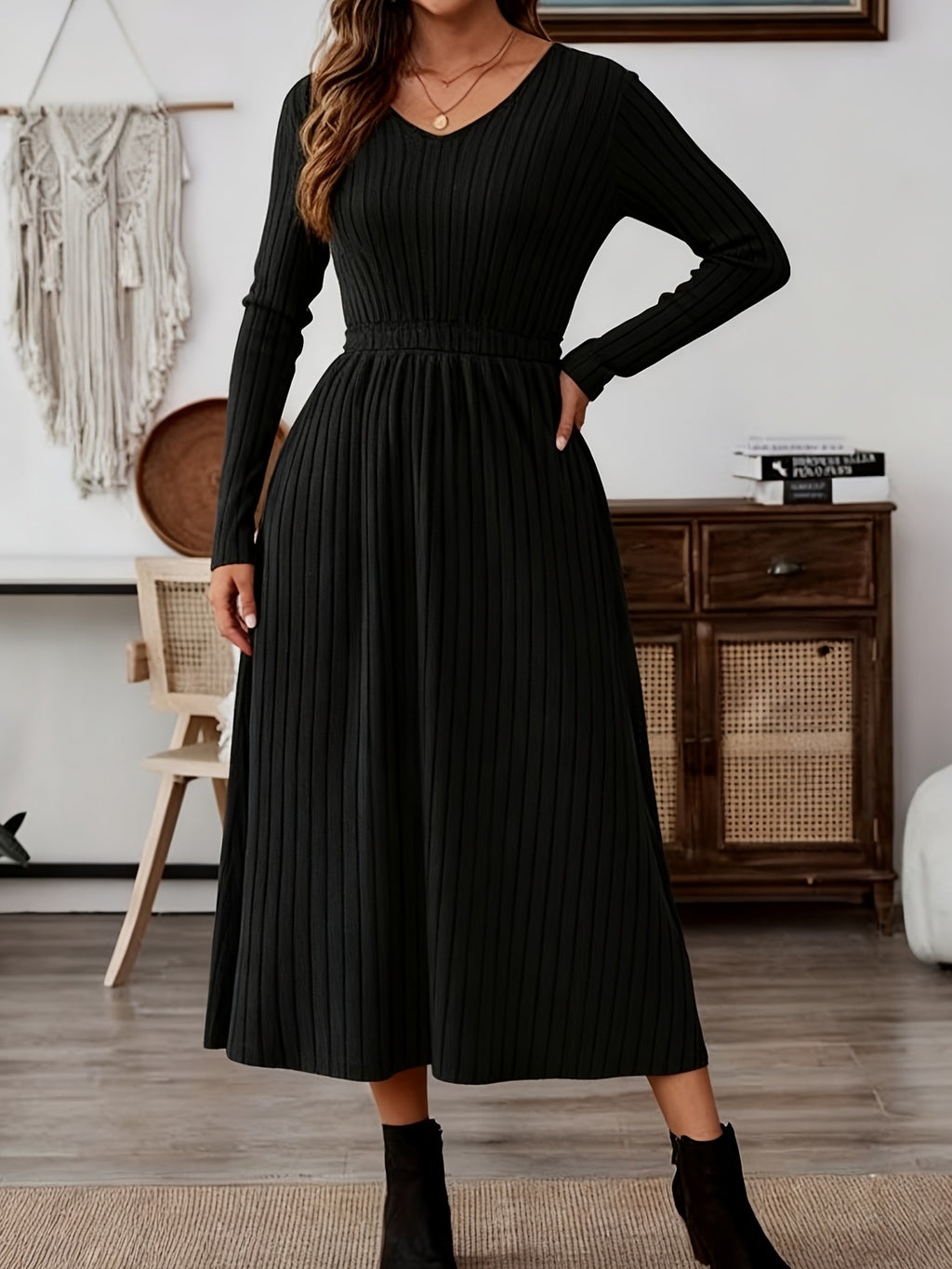JW Autumn/Winter Elegant Commuter V-Neck Long Sleeve Waist-Cinching Pocket A-Line Striped Solid Color Midi Dress