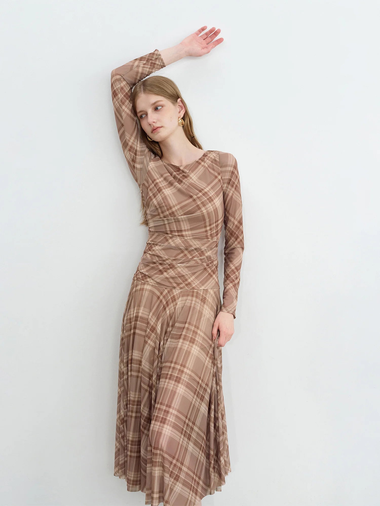 ZIQIAO Early Fall 2025 Women's Textured Plaid Maxi Dress - Long Sleeve Vintage Inspired Cinched Waist Flowy Elegant Daily Wear