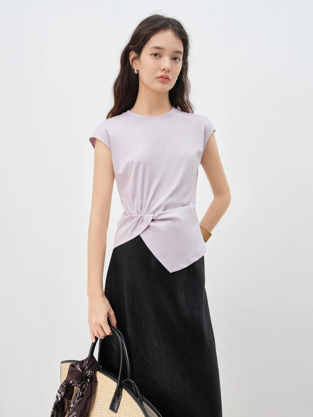 ZIQIAO Petite Women Crew Neck T-Shirt with Cap Sleeves Twist Knot Design - 2025 New Collection Exclusive Tops