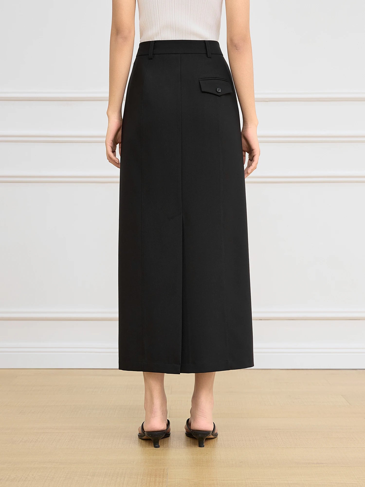 FSLE Women Black Long Skirts 2025 Spring High Waist Midi Simple Skirt Office Lady Back Spilt Design Temperament Skirt 25FS11267