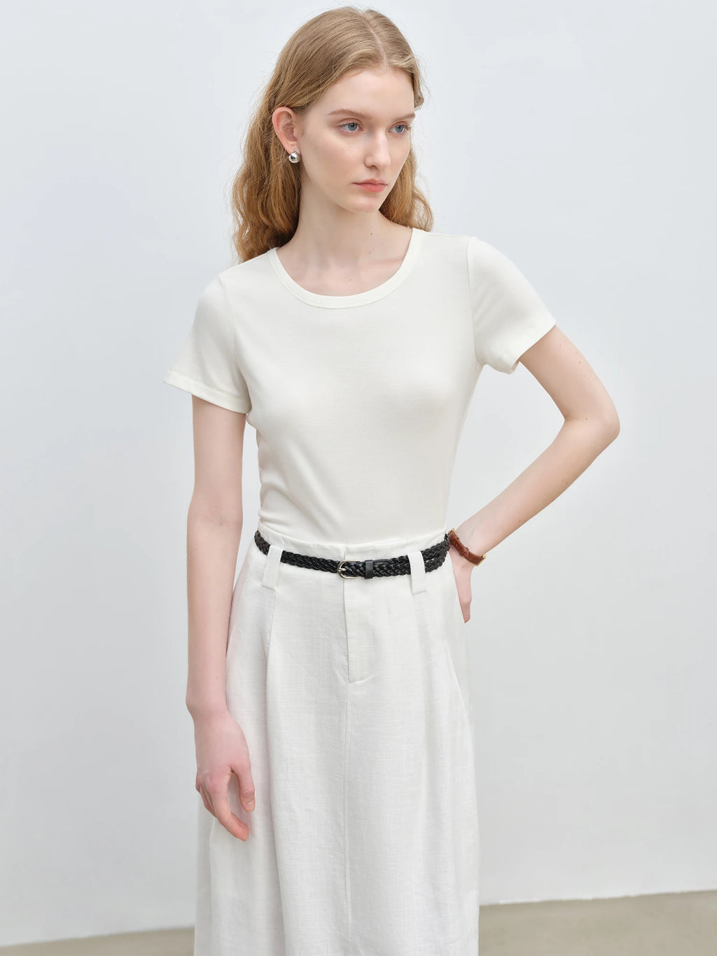 ZIQIAO Minimalism Style 4 Color Simple Round Neck Slim T-shirt Women's Short Sleeve 2025 Summer New Arrival Pink Top 25ZQ92356