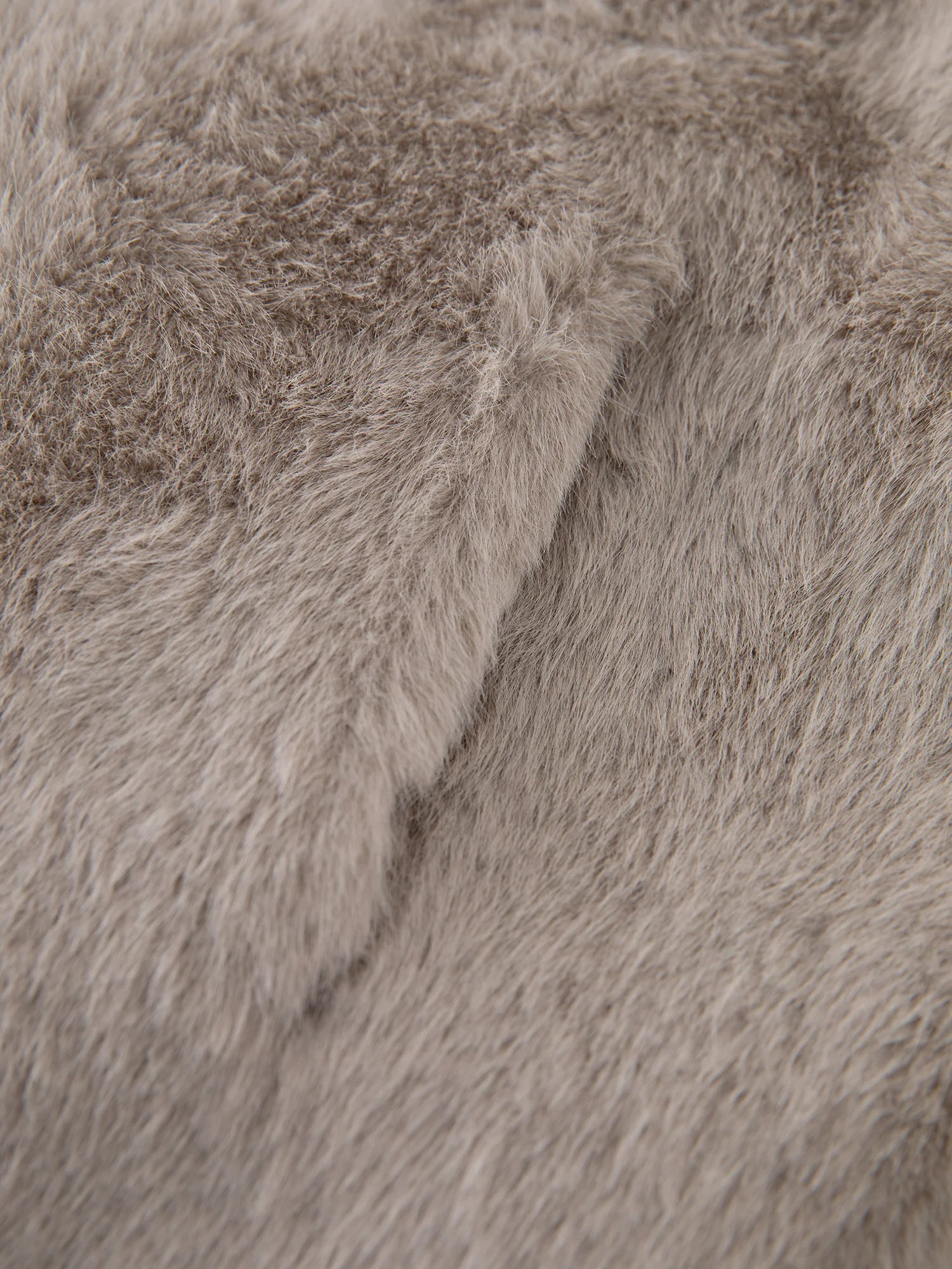 ZIQIAO Korean Style Stand-up Collar Faux Mink Coat for Women 2025 Winter New Style Faux Fur Warm Coat Soft Cozy Streetwear