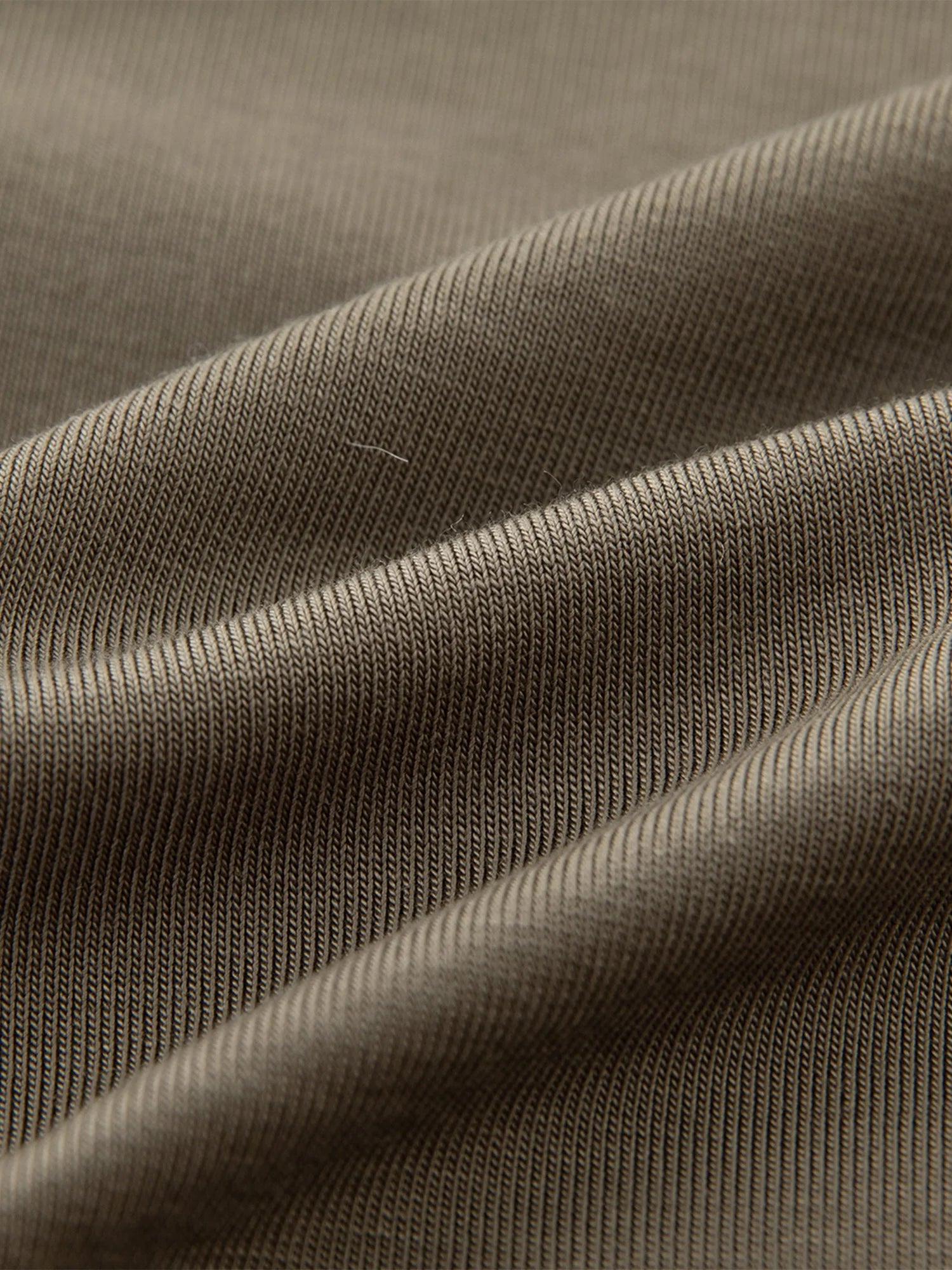 ZIQIAO 2025 Summer Women's Contour Stitch T-Shirt - Structured Round Neck Slim Fit Tee with Cool-Touch Yarn for Urban Explorer