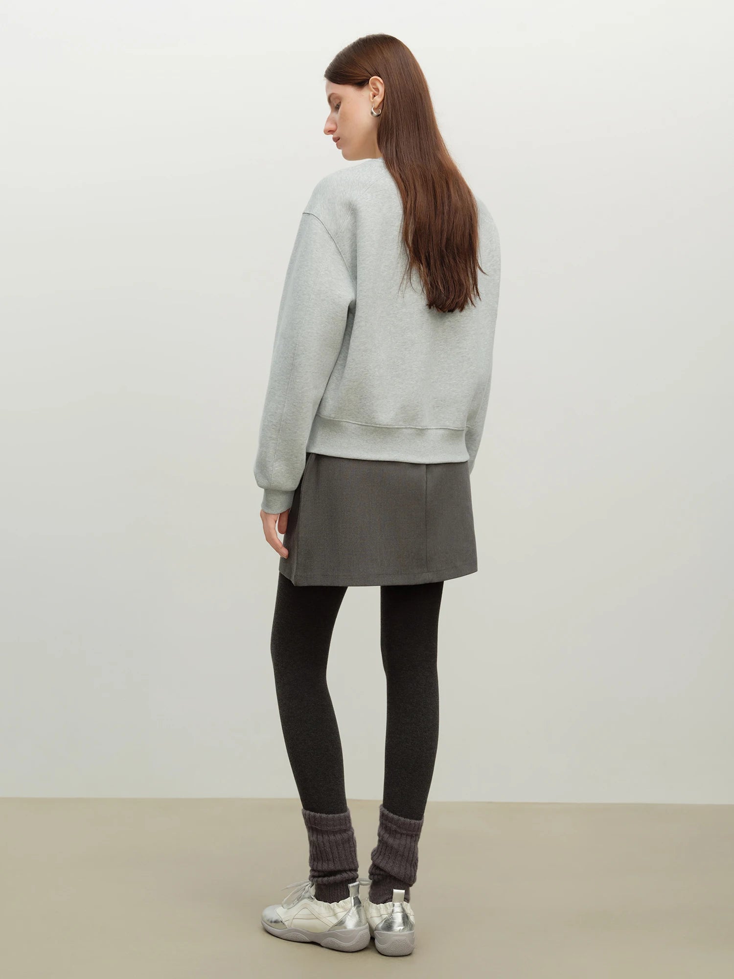 ZIQIAO Heating Pullover Letter Embroidered Thick Sweatshirt for Women 2025 Winter New Round Neck Drop Shoulder Top