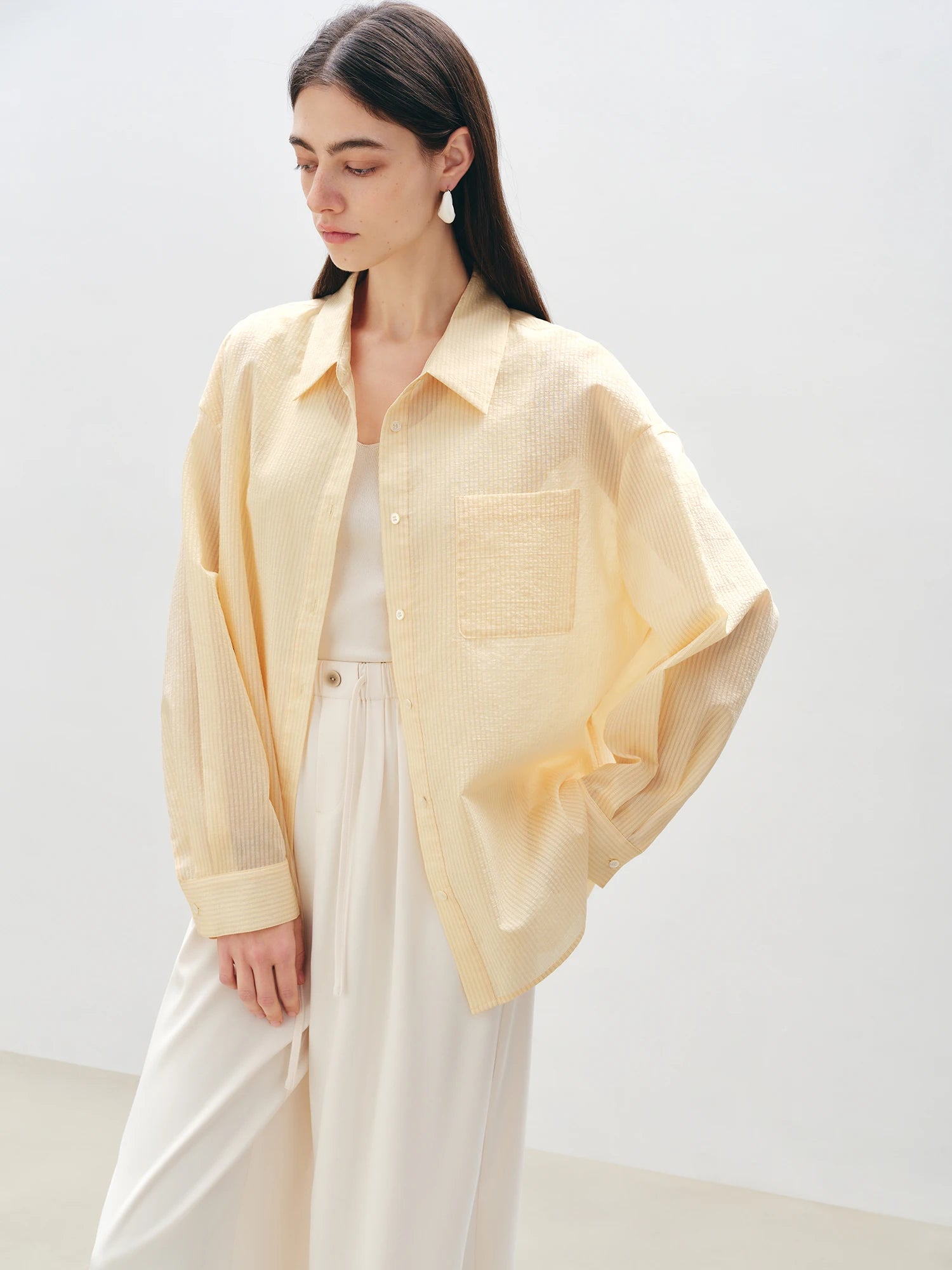 ZIQIAO Minimalist Style Loose Versatile Casual Shirt For Women 2025 Summer New Physical Sun Protection Vacation Top 25ZQ92169