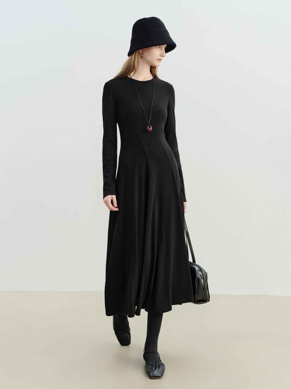 ZIQIAO 2025 Winter Women's Slim Fit Knit Dress - Round Neck Bodycon Little Black Dress Tummy Control Waist Elegant Mid-Length