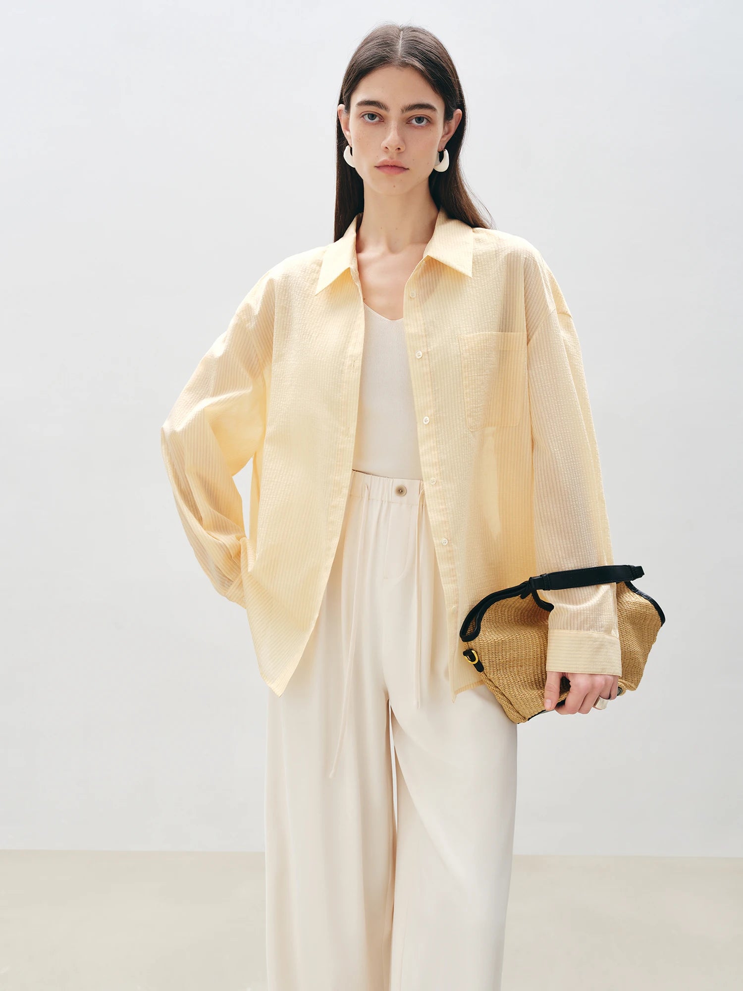 ZIQIAO Minimalist Style Loose Versatile Casual Shirt For Women 2025 Summer New Physical Sun Protection Vacation Top 25ZQ92169