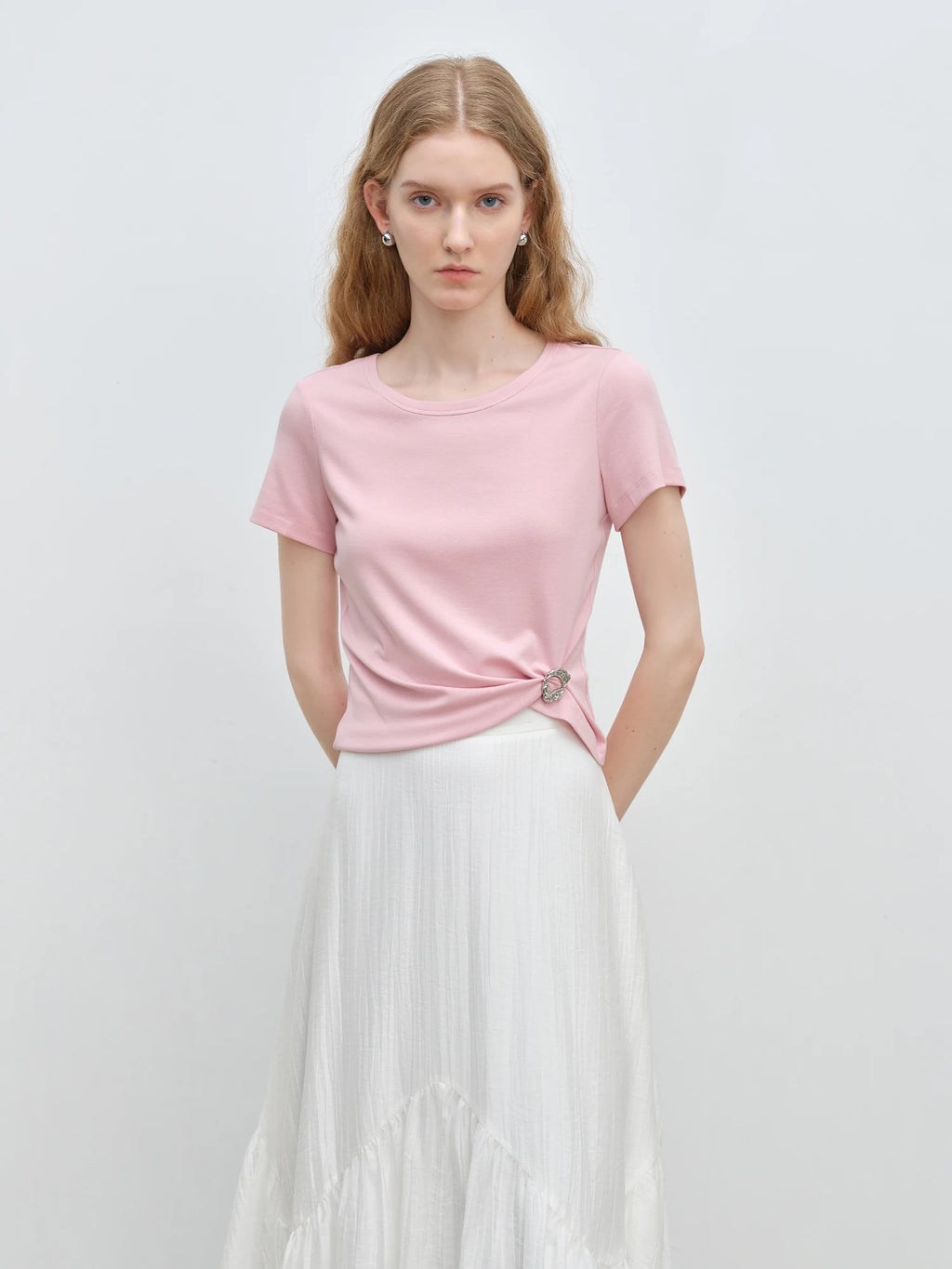 ZIQIAO Minimalism Style 4 Color Simple Round Neck Slim T-shirt Women's Short Sleeve 2025 Summer New Arrival Pink Top 25ZQ92356