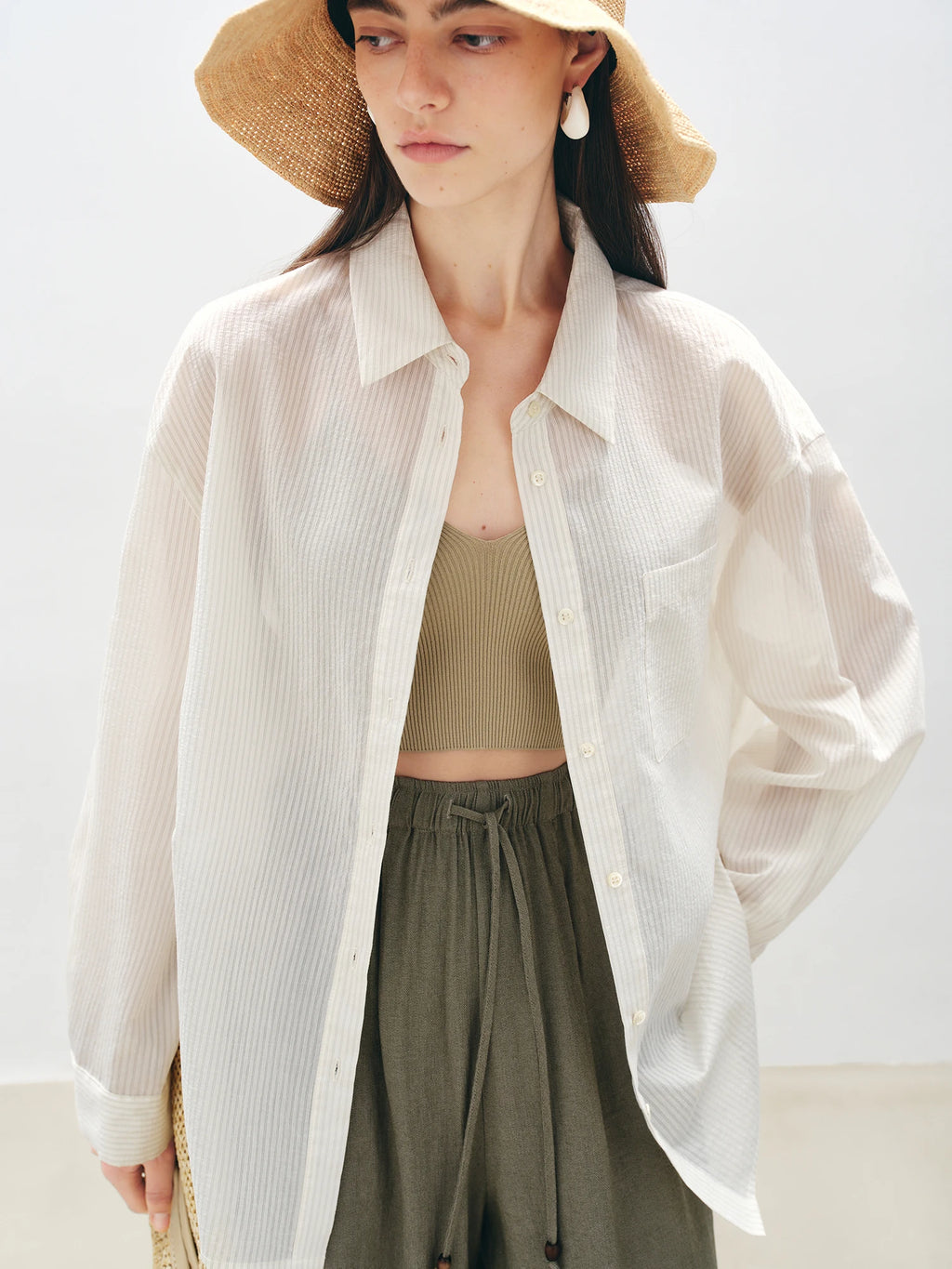 ZIQIAO Minimalist Style Loose Versatile Casual Shirt For Women 2025 Summer New Physical Sun Protection Vacation Top 25ZQ92169