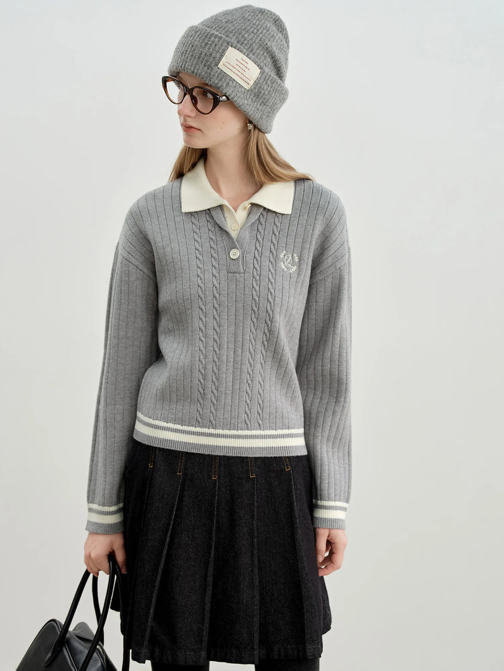 ZIQIAO 2025 Early Autumn New Arrival Stylish Cable Knit Polo Sweater for Petite Women College-inspired Wool Knitwear Pullovers