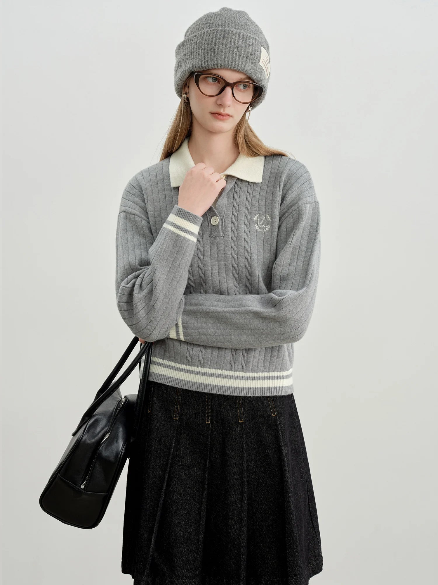 ZIQIAO 2025 Early Autumn New Arrival Stylish Cable Knit Polo Sweater for Petite Women College-inspired Wool Knitwear Pullovers