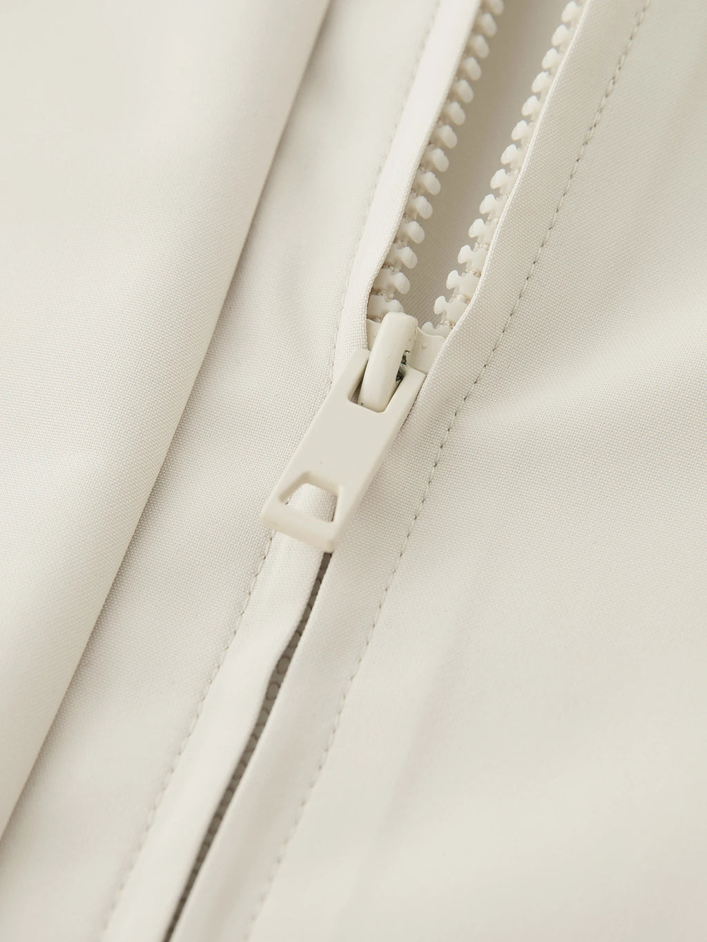 ZIQIAO Autumn 2025 Women's Cropped Stand Collar Jacket - Relaxed Fit Casual Short Outerwear Lightweight Layering Basic Top