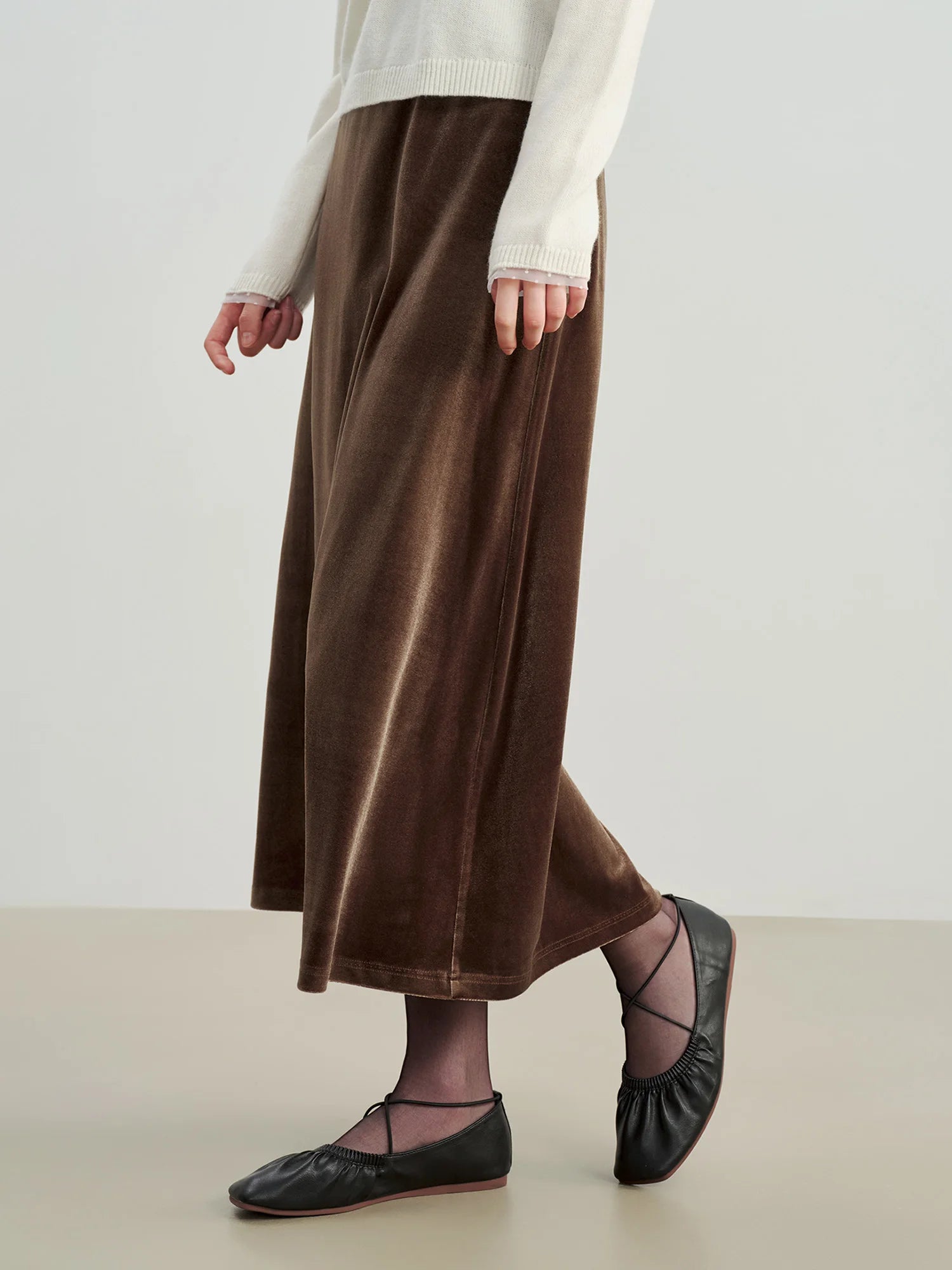 ZIQIAO French Style Black Velvet A-Line Midi Skirt for Women 2025 Autumn Winter New High-End Sense Long Hem Semi-Skirt Elegant